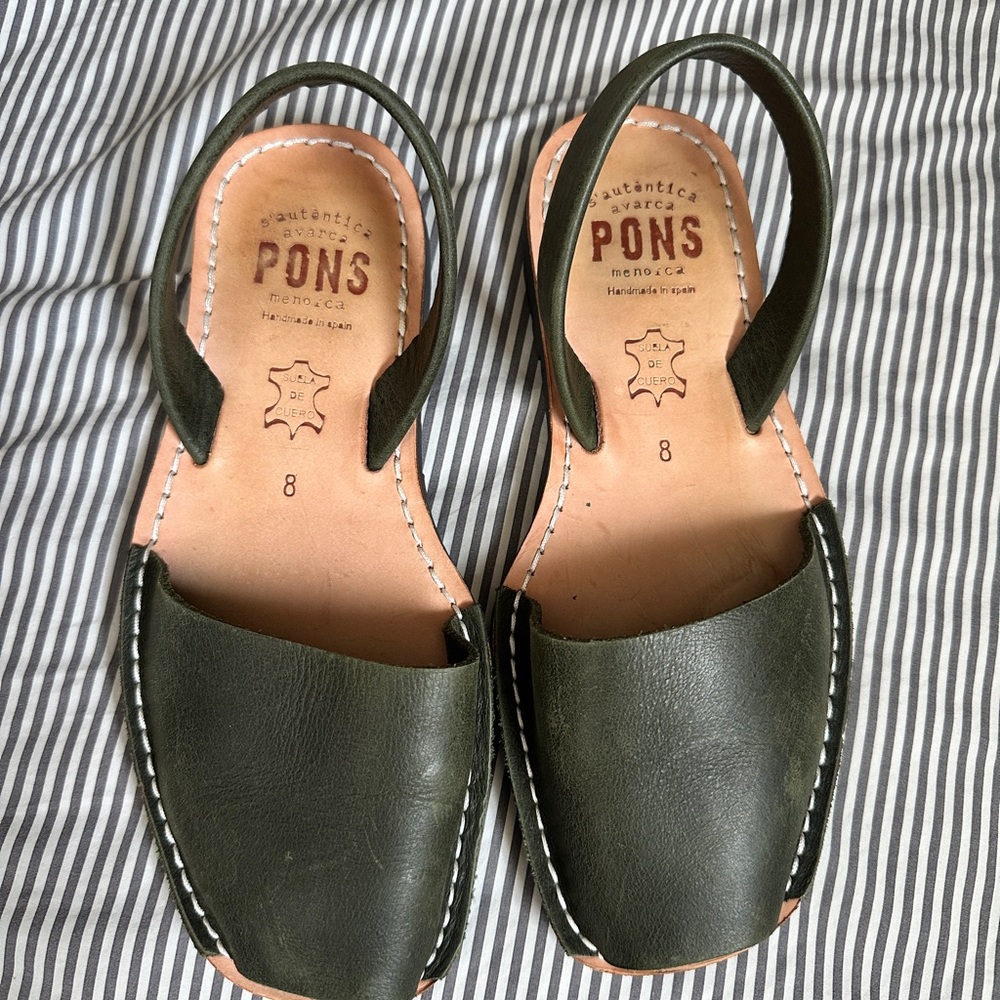 Pons Green Leather Sandals